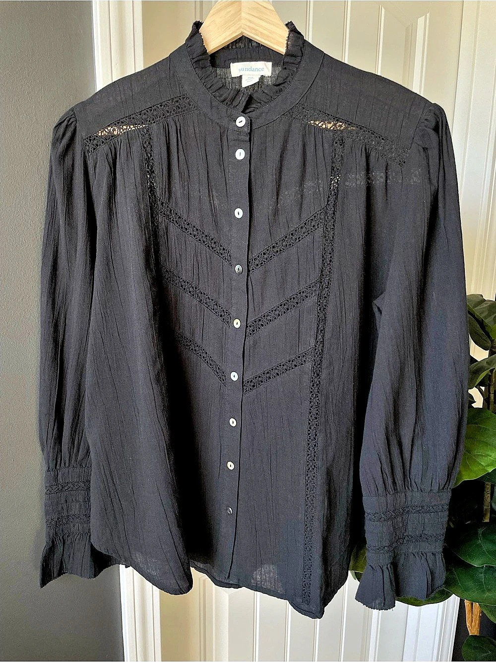 Sundance Madelaine Lace Ruffle Blouse Black Cotton Boho Women’s size PM